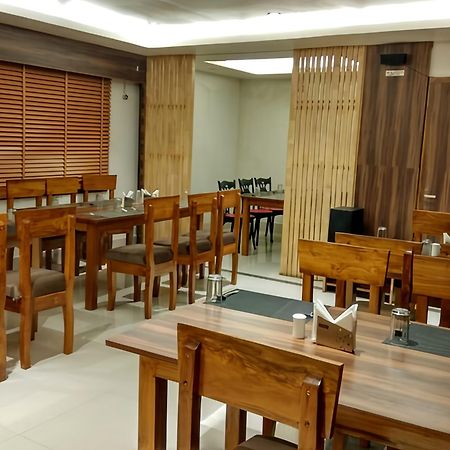 Hotel Oishi Plaza Mukutmanipur Exterior photo