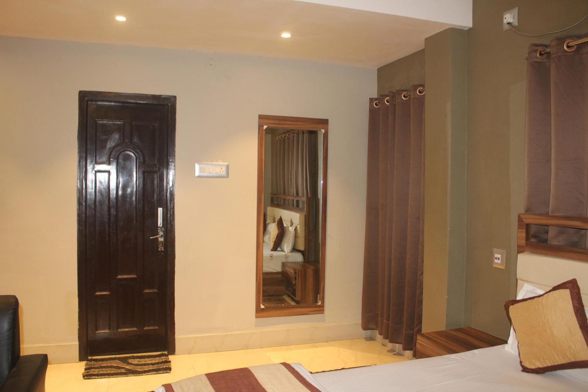 Hotel Oishi Plaza Mukutmanipur Exterior photo