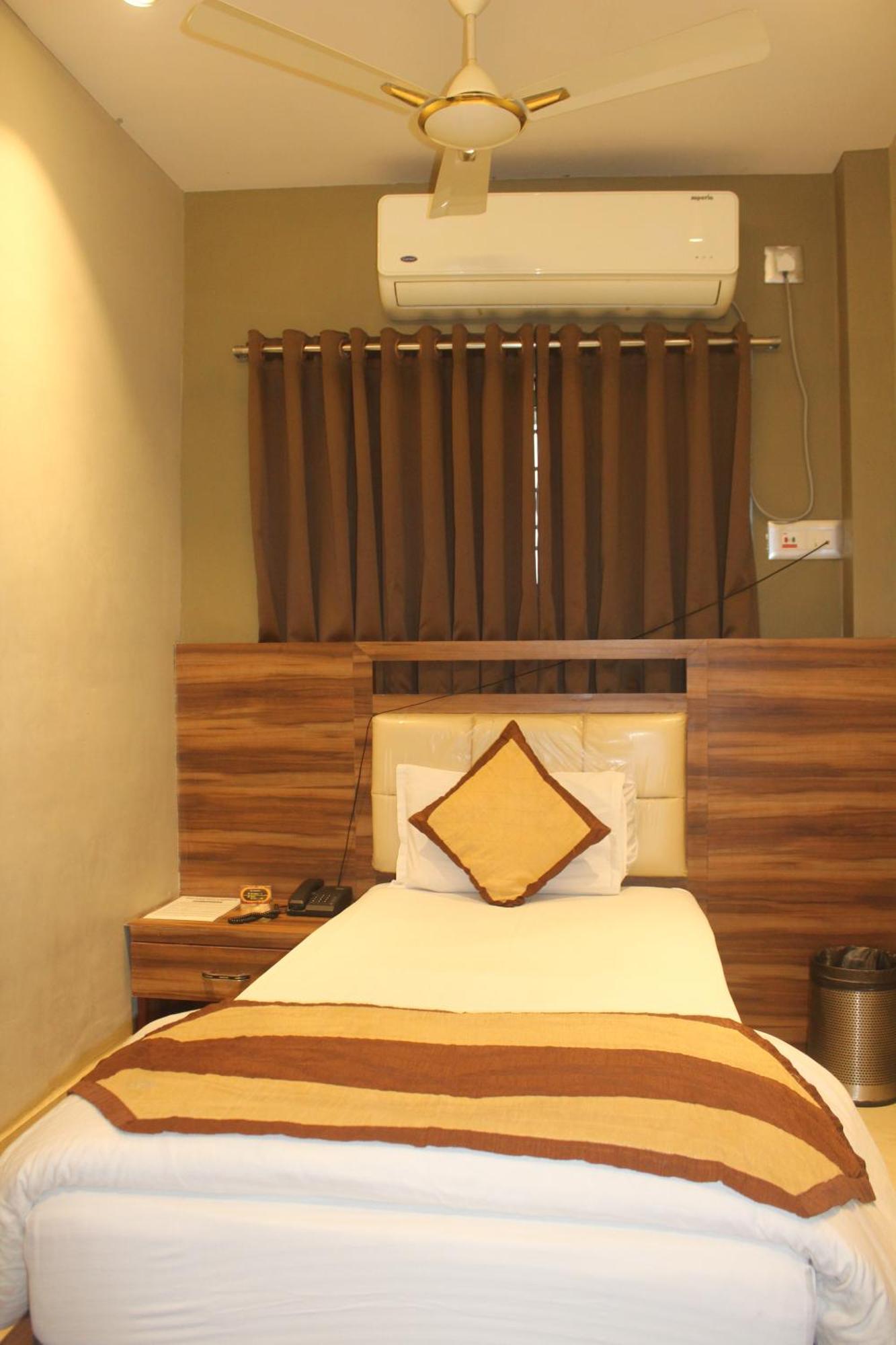 Hotel Oishi Plaza Mukutmanipur Exterior photo